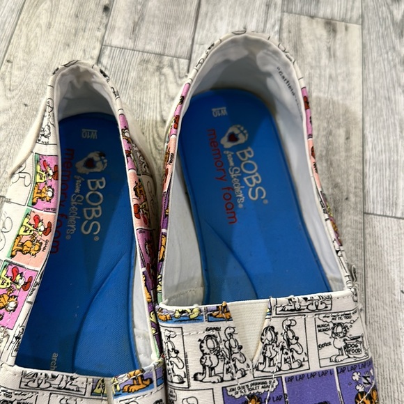 Bobs Skechers memory foam women’s Garfield comic strip shoes size 10 - Picture 7 of 8